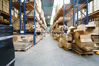 Plus de détails pour Bureau, Local d'activités à louer