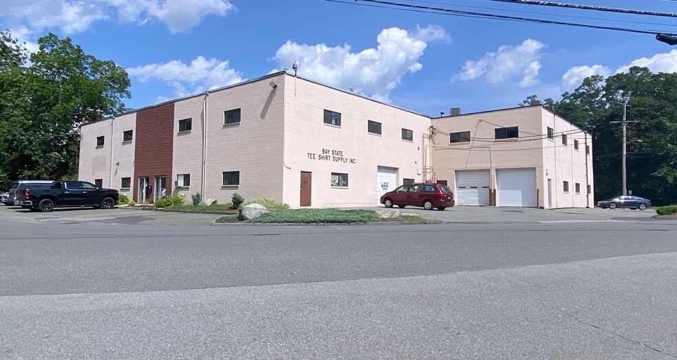 2 Cedar St, Woburn, MA for lease - Building Photo - Image 1 of 8