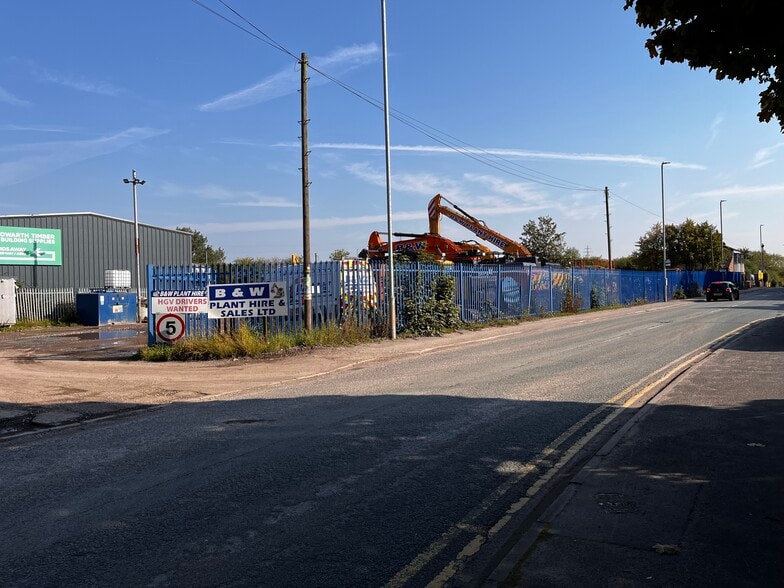 61 Manchester Rd, Northwich for sale - Building Photo - Image 3 of 4