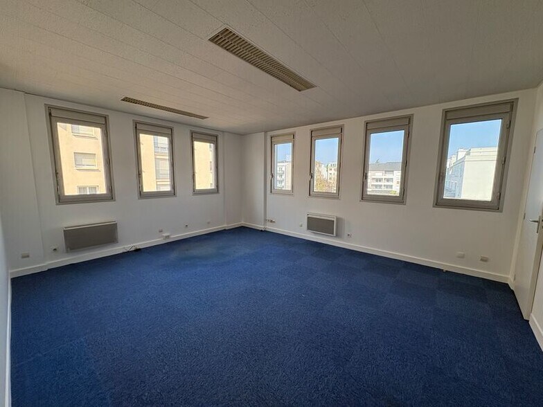 Rue De Patay, Orléans for sale - Interior Photo - Image 3 of 10