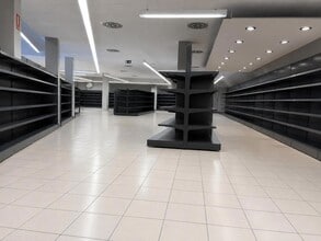 Retail in San Sebastián de los Reyes, Madrid for lease Interior Photo- Image 2 of 5