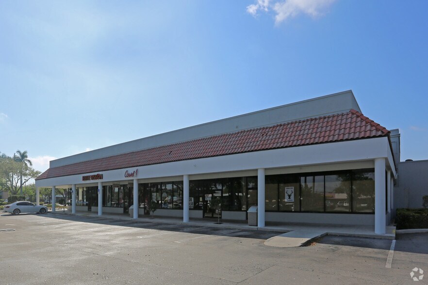 4200-4242 Northlake Blvd, West Palm Beach, FL à louer - Photo du bâtiment - Image 2 de 12