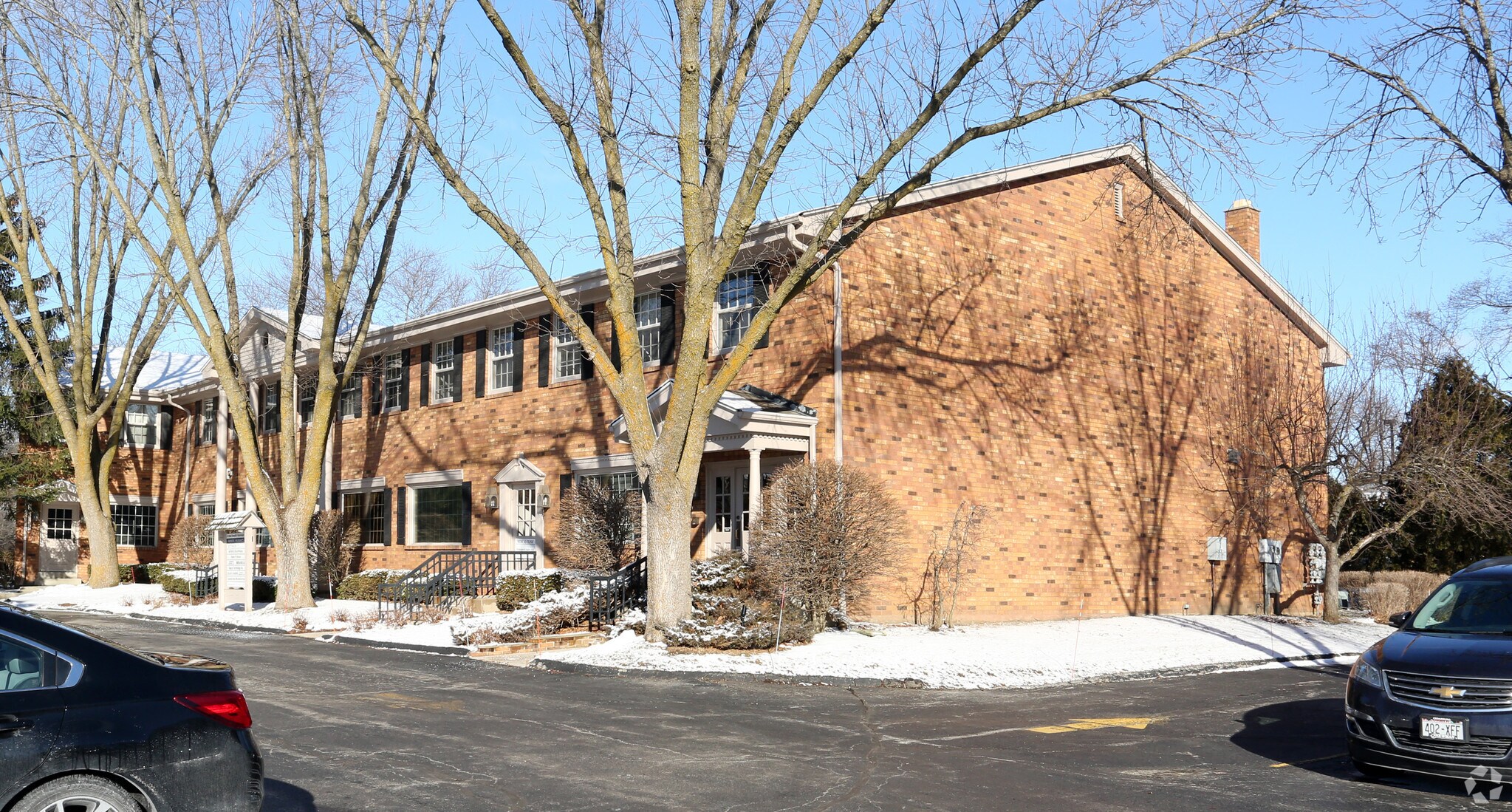 W62N248 Washington Ave, Cedarburg, WI for lease Primary Photo- Image 1 of 11