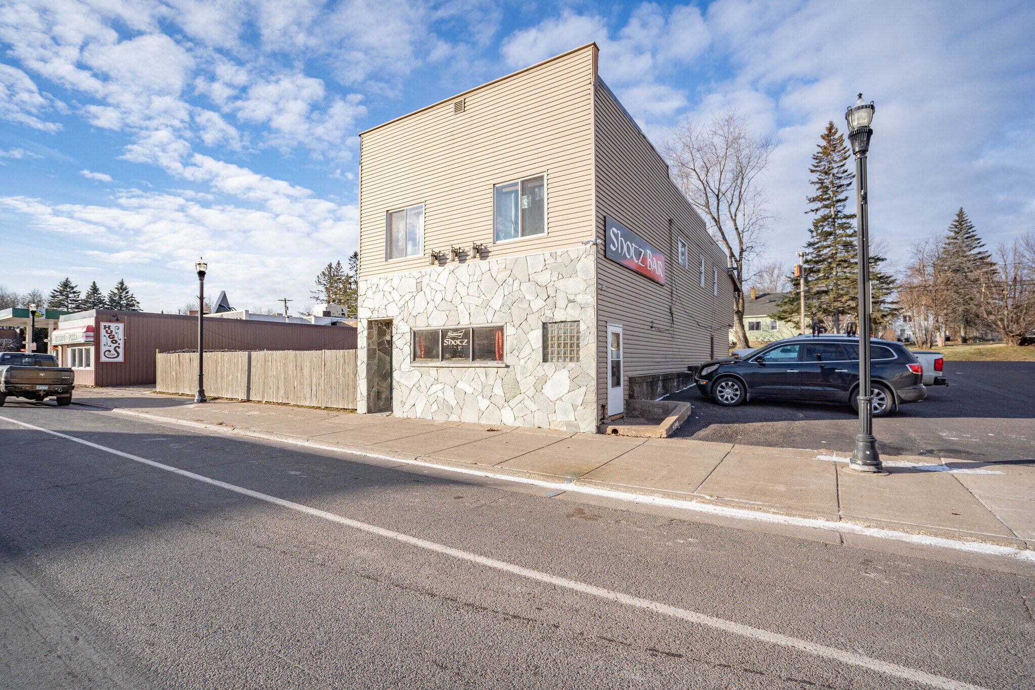 1321 Commonwealth Ave, Duluth, MN à vendre Photo du bâtiment- Image 1 de 31