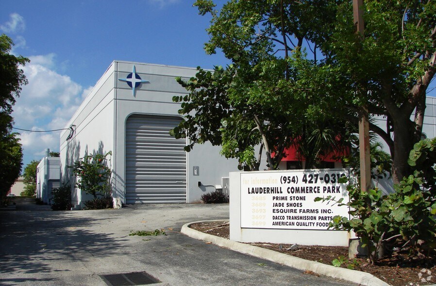 3665-3699 NW 15th St, Lauderhill, FL à vendre - Photo du bâtiment - Image 2 de 4