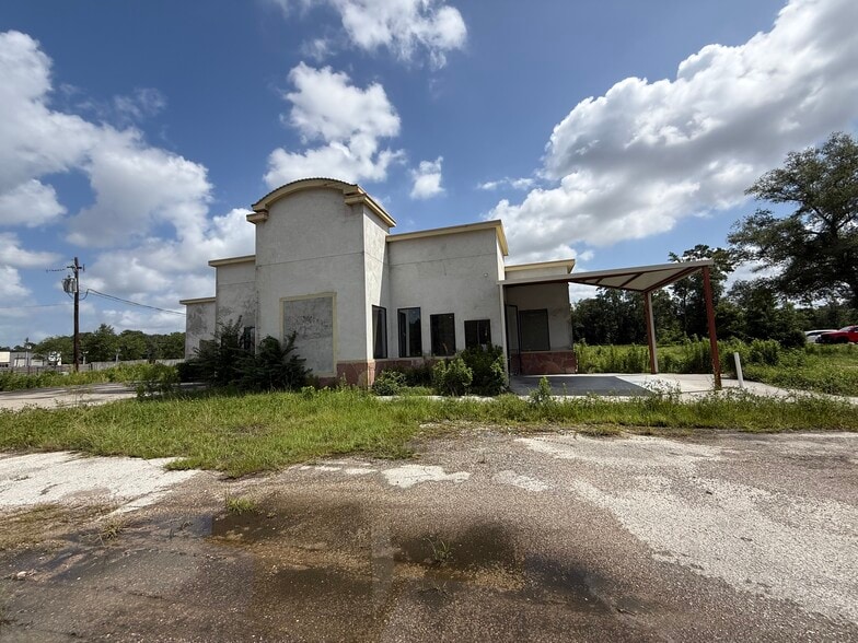 23515 FM 1314 Rd, Porter, TX for lease - Primary Photo - Image 1 of 17