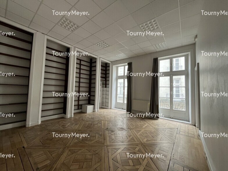 24 Rue Crébillon, Nantes à louer - Photo du bâtiment - Image 2 de 4
