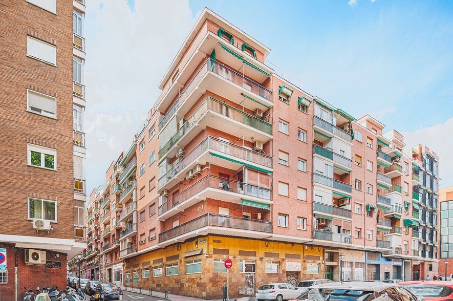 Calle de Sebastián Elcano, 7, Madrid, Madrid for lease - Floor Plan - Image 1 of 2