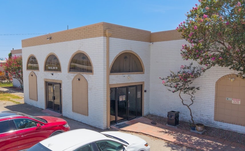 735 E Interstate 10, Seguin, TX for sale - Building Photo - Image 3 of 11