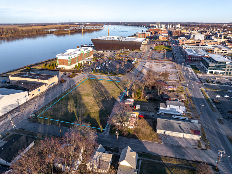 102 Elm Street, Owensboro, KY for lease - Aerial - Image 2 of 3