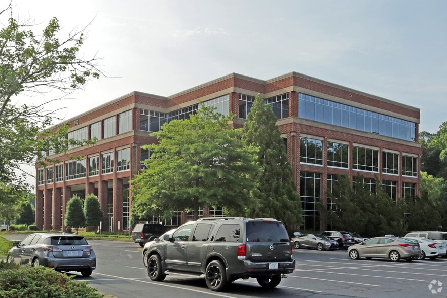 100 Regency Forest Dr, Cary, NC for sale - Building Photo - Image 2 of 11