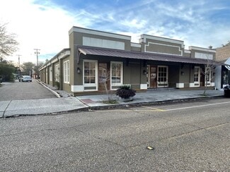 Plus de détails pour 421 N Columbia St, Covington, LA - Commerce de détail à louer