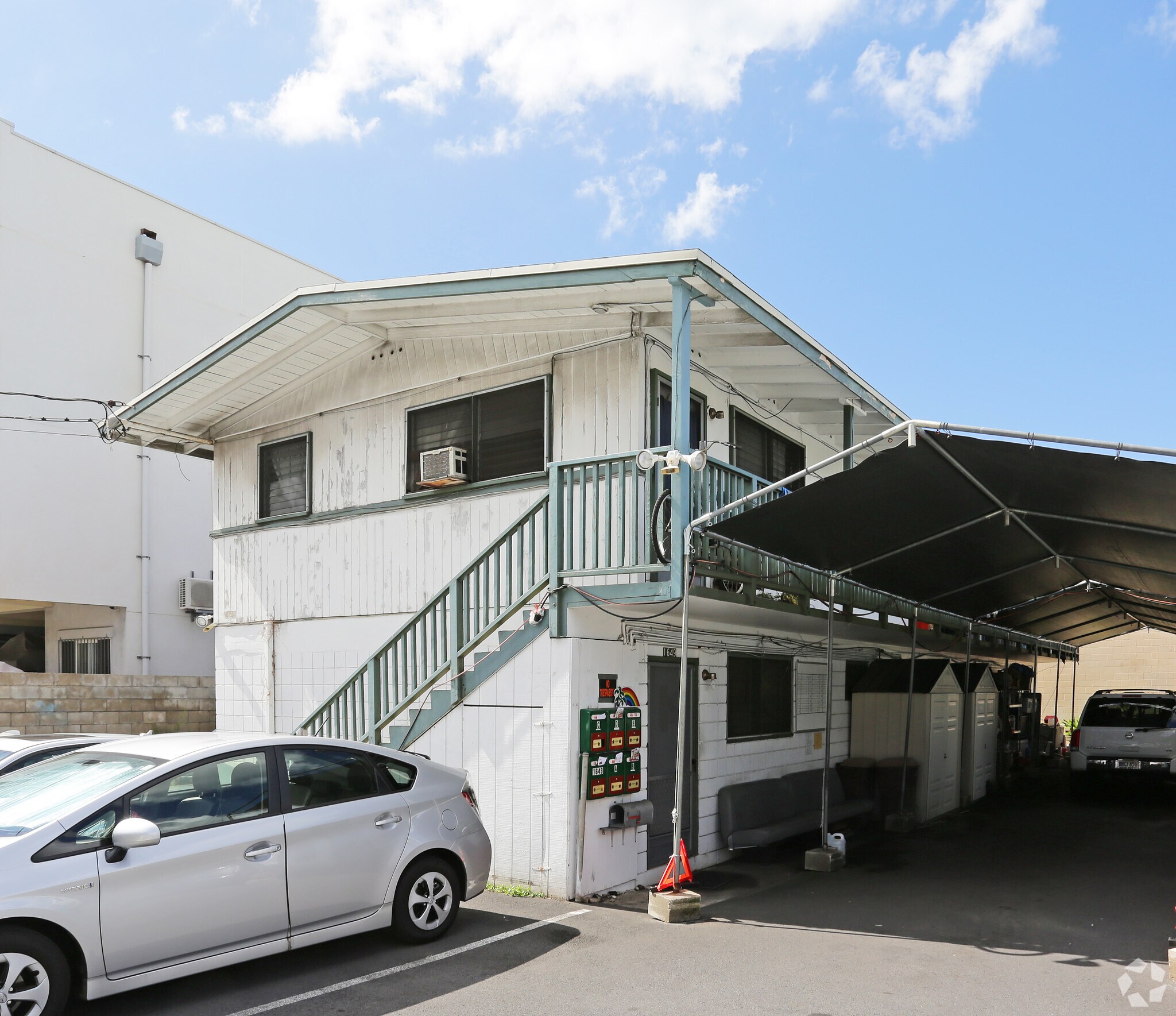 219 Kalihi St, Honolulu, HI à vendre Photo principale- Image 1 de 37