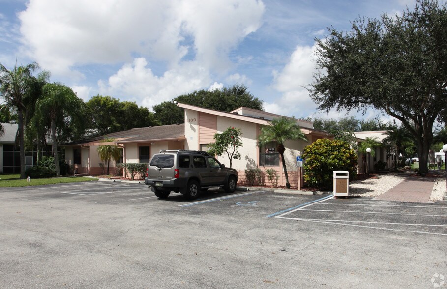 4100 Evans Ave, Fort Myers, FL à vendre - Photo du bâtiment - Image 3 de 32