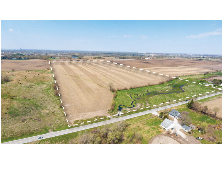 NE 70th, Pleasant Hill, IA à vendre - Photo principale - Image 1 de 3