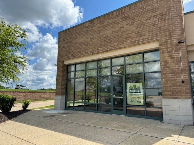 3890 Rangeline St, Columbia, MO à louer - Photo du bâtiment - Image 1 de 3