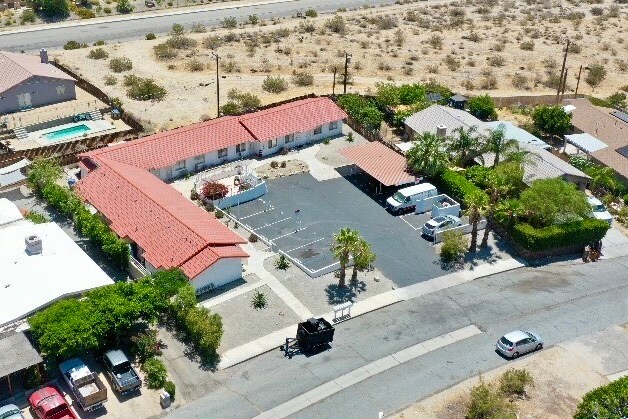 13700 Quinta Way, Desert Hot Springs, CA à vendre Photo du bâtiment- Image 1 de 7
