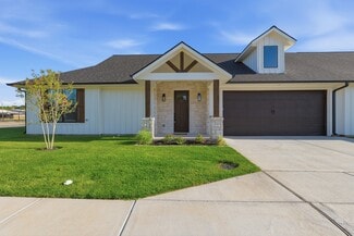 More details for 200-210 Ewell st, Granbury, TX - Multifamily for Sale