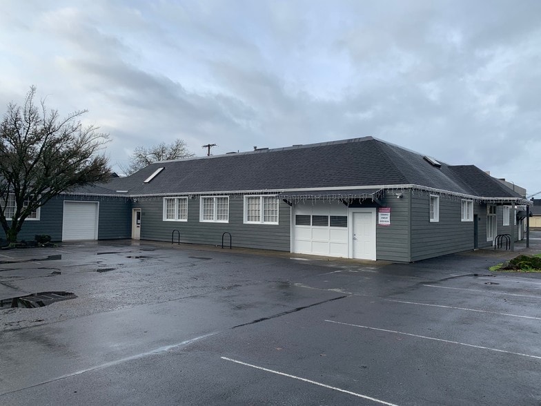 1320-1328 W 2nd Ave, Eugene, OR for lease - Building Photo - Image 2 of 9