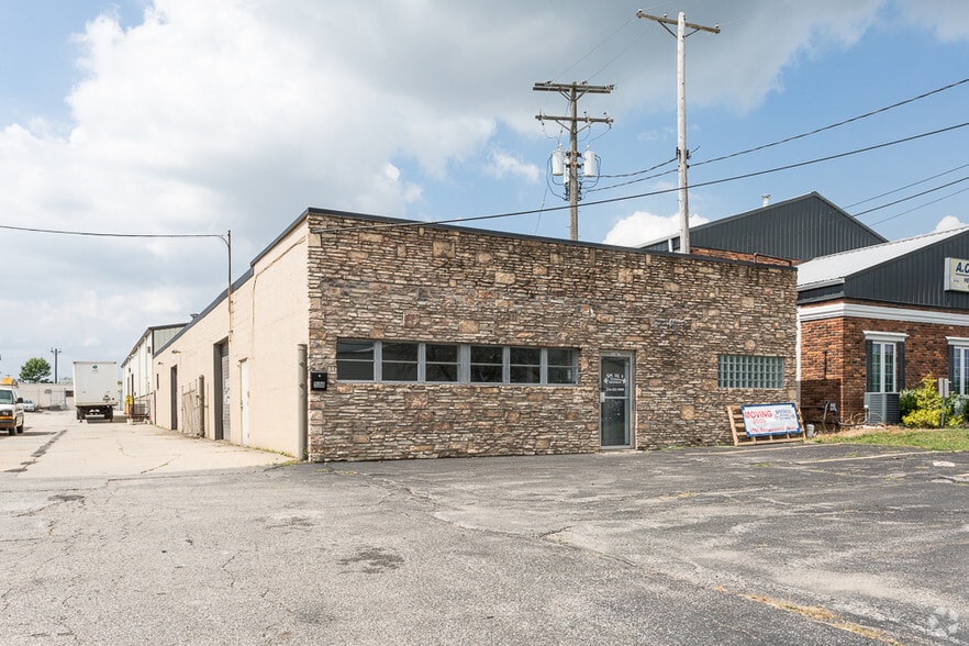 5188 Richmond Rd, Bedford Heights, OH for lease - Building Photo - Image 2 of 13