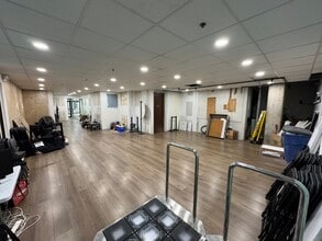 7000 E Kennedy Blvd, Guttenberg, NJ for lease Interior Photo- Image 1 of 4