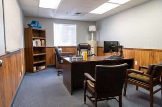 3750 Industrial Dr, Carlyle, IL for sale Interior Photo- Image 2 of 6