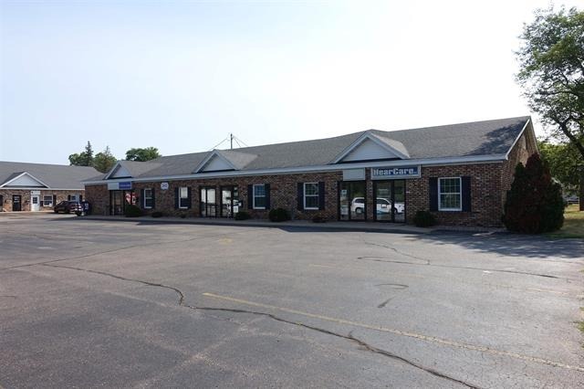 2821 8th St S, Wisconsin Rapids, WI for sale Primary Photo- Image 1 of 2