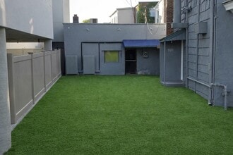 136-140 Cedarhurst Ave, Cedarhurst, NY for lease Interior Photo- Image 2 of 3