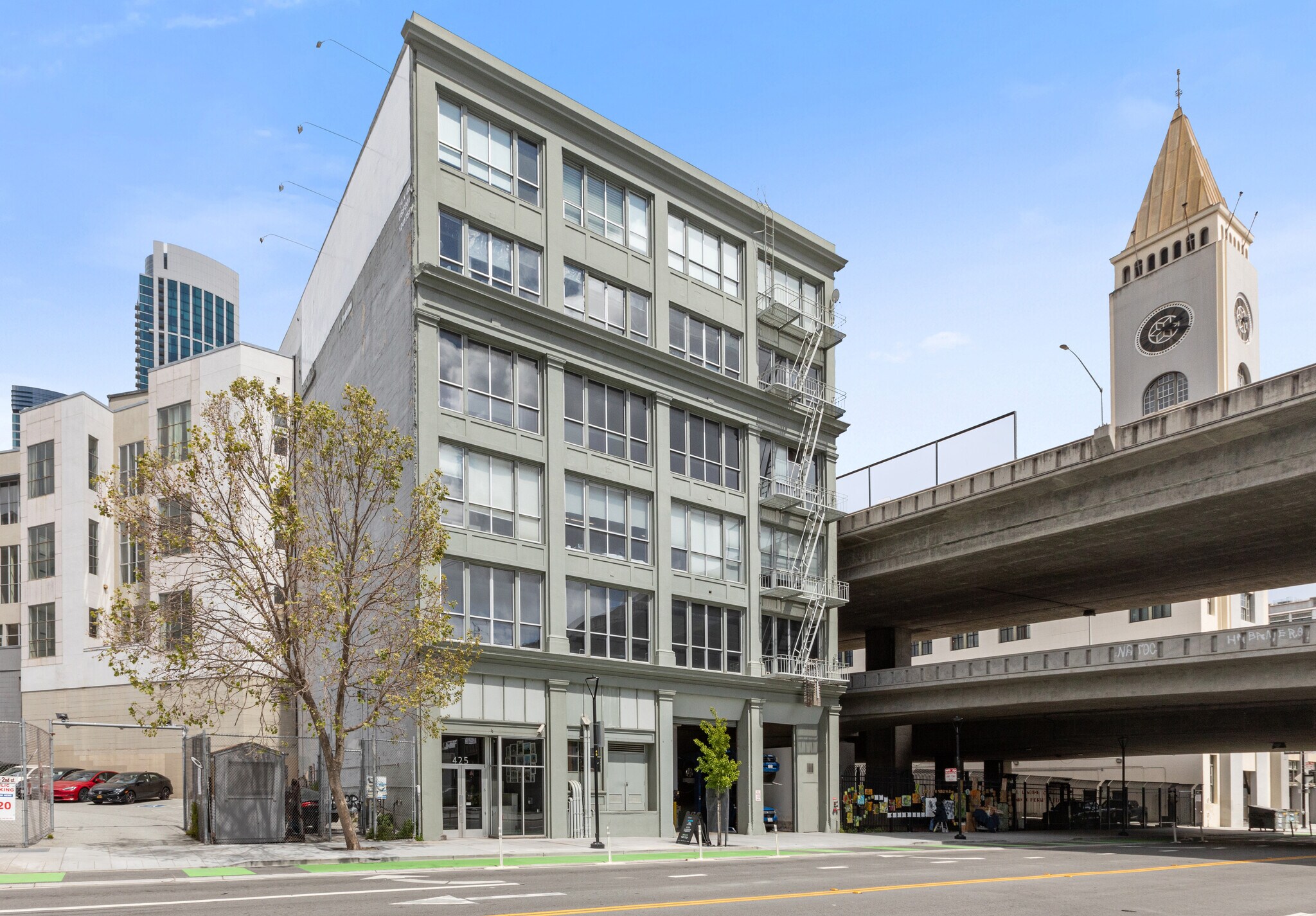 425 2nd St, San Francisco, CA à louer Photo principale- Image 1 de 5
