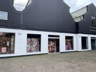 King St, Wilton for lease - Building Photo - Image 1 of 17