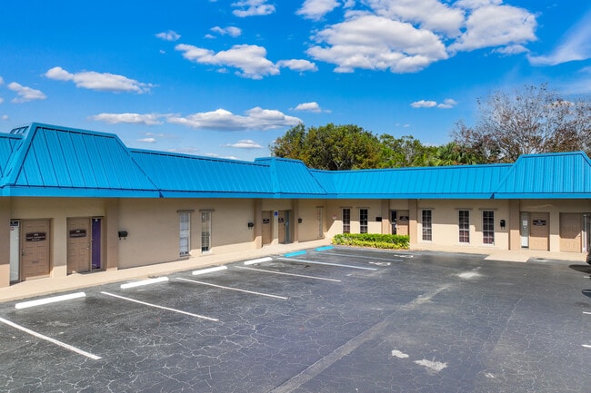 More details for 2501 W Hillsboro Blvd, Deerfield Beach, FL - Office for Sale