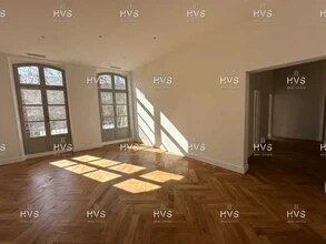 Office in Aix-en-Provence for lease Interior Photo- Image 1 of 6