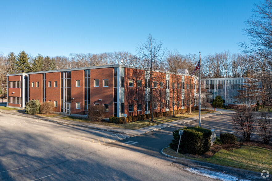 120 Tokeneke Rd, Darien, CT for lease - Building Photo - Image 1 of 4