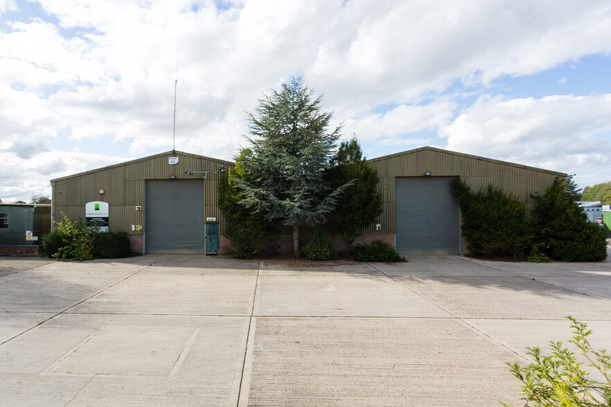 Ling Ln, Wilberfoss for lease - Building Photo - Image 1 of 7