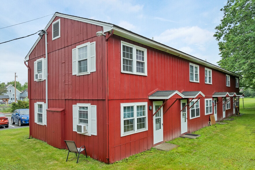 4 Williams St, Lancaster, NH for sale - Building Photo - Image 3 of 20