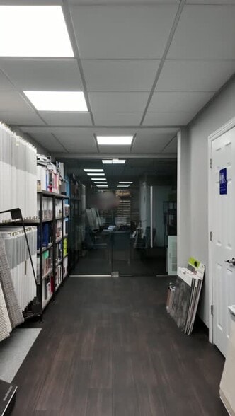 665 Commercial Ave, Garden City, NY for sale - Commercial Listing Video - Image 2 of 19