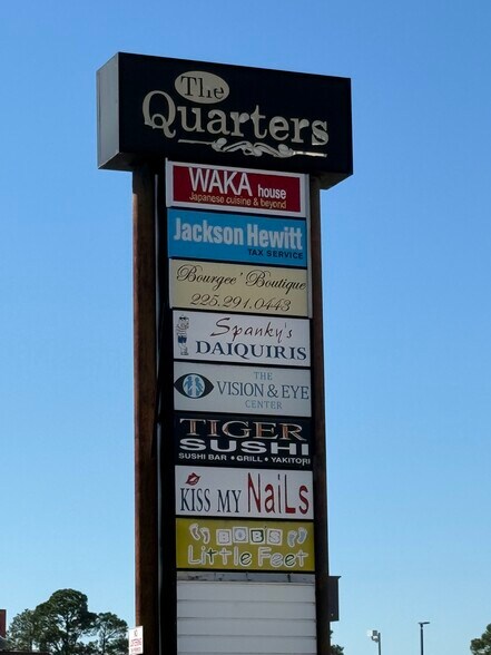 4601 S Sherwood Forest Blvd, Baton Rouge, LA à vendre - Photo du bâtiment - Image 2 de 7