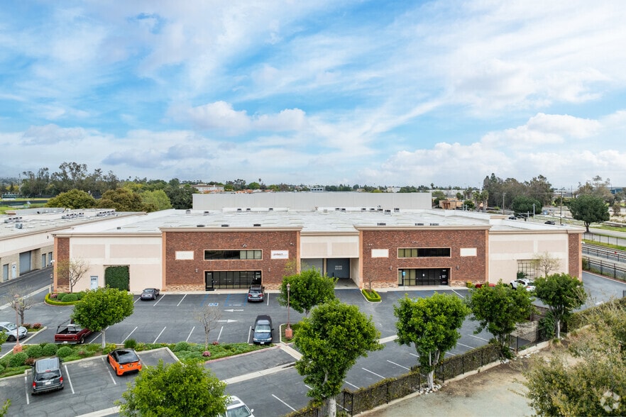 920-968 W Palomares Ave, La Verne, CA for lease - Building Photo - Image 2 of 17
