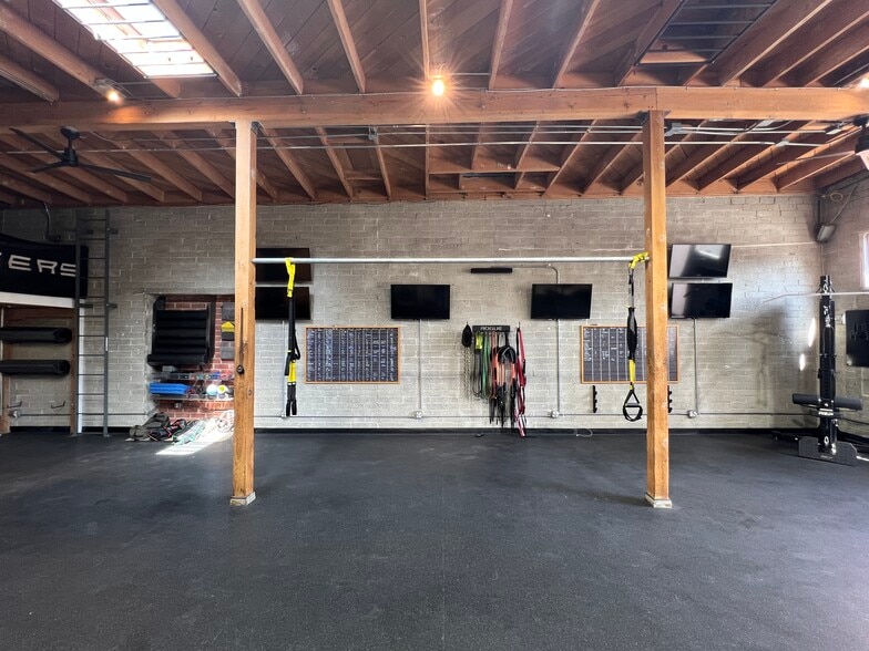 3818 Willat Ave, Culver City, CA for lease - Building Photo - Image 3 of 5
