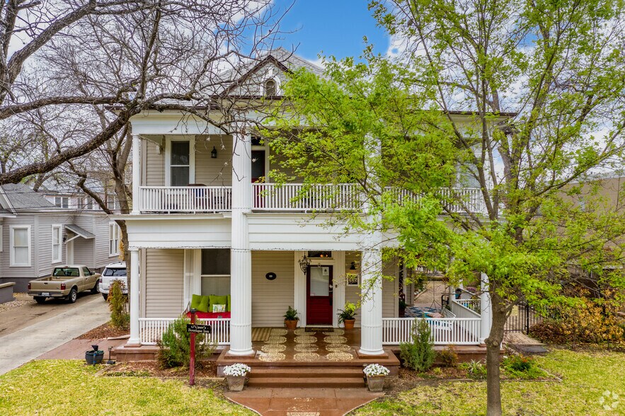 225 W Craig Pl, San Antonio, TX à vendre - Photo du bâtiment - Image 3 de 23