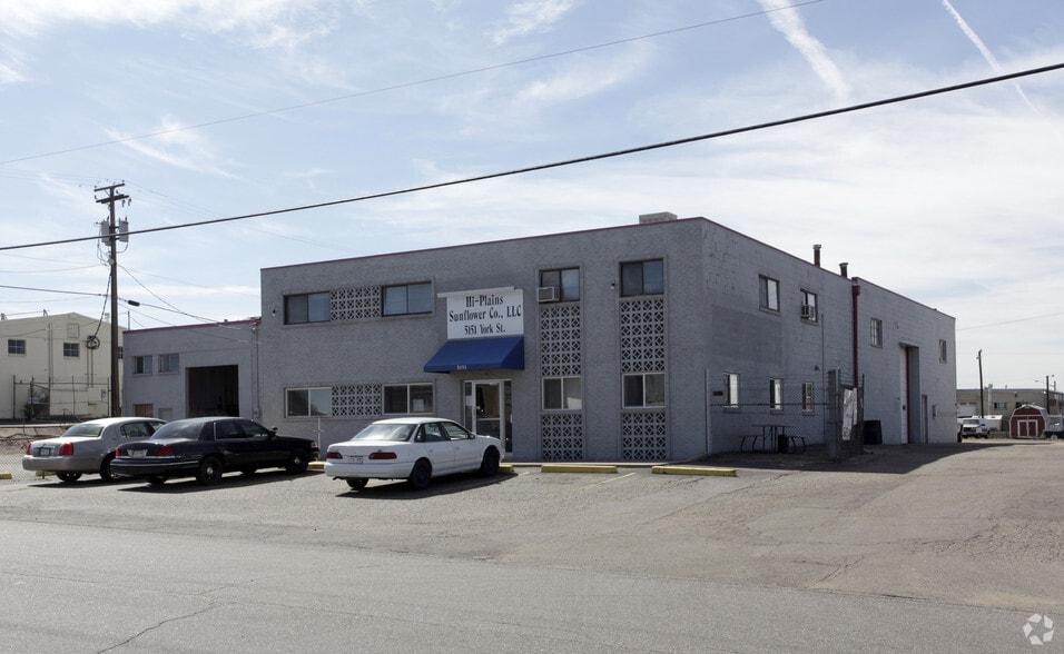 Brighton Blvd & York St - Portfolio Sale portfolio of 5 properties for sale on LoopNet.ca - Building Photo - Image 2 of 5