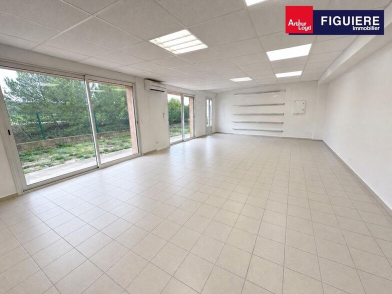 380 Rue Jean De Guiramand, Aix-en-Provence for lease - Building Photo - Image 2 of 7