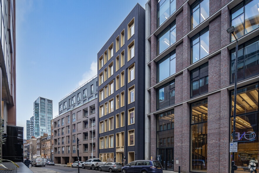 10-12 Alie St, London for lease - Primary Photo - Image 3 of 26