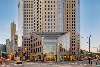 Plus de détails pour 940 N Michigan Ave, Chicago, IL - Commerce de détail à louer
