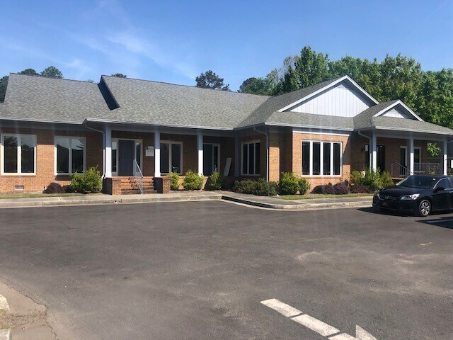 109 Fairview Park Dr, Dublin, GA à vendre - Photo du bâtiment - Image 1 de 8