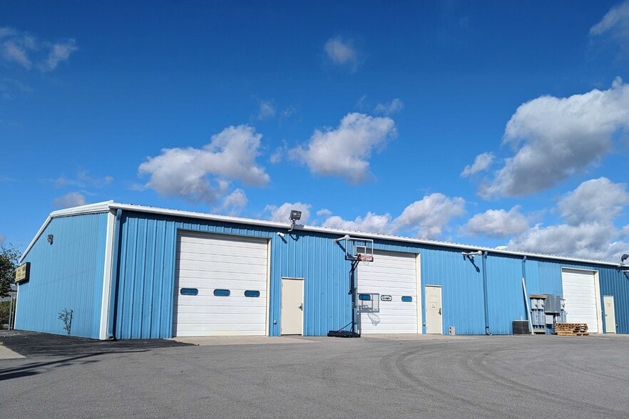 3705 Transportation Dr, Fort Wayne, IN for lease - Building Photo - Image 2 of 3