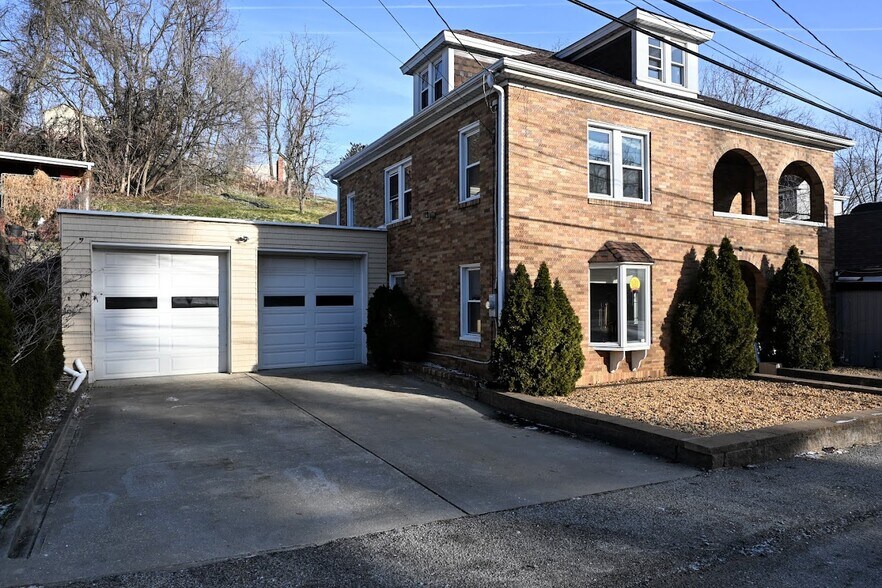 1102 Wilhelm Ave, Pittsburgh, PA à vendre - Photo du bâtiment - Image 2 de 7