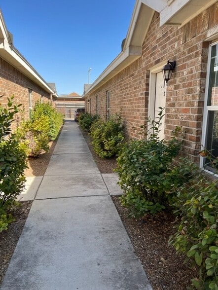 4708 N Cypress St, Pharr, TX à vendre - Photo du bâtiment - Image 2 de 4