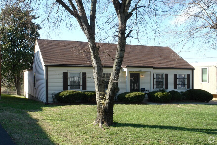 2807 Foster Ave, Nashville, TN à vendre - Photo du bâtiment - Image 2 de 4