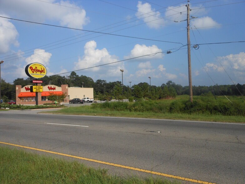 1715 Hwy 15 S, Sumter, SC à vendre - Photo du bâtiment - Image 2 de 13